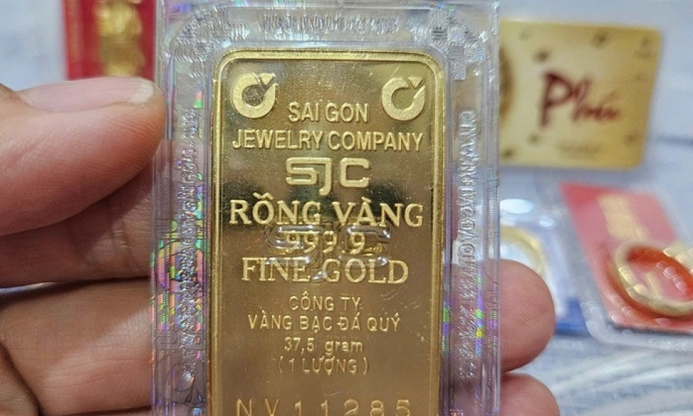 Gi&aacute; v&agrave;ng h&ocirc;m nay 08/9: Vừa mở cửa đầu tuần, v&agrave;ng miếng SJC giảm