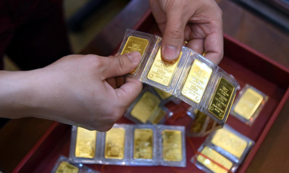 Gi&aacute; v&agrave;ng h&ocirc;m nay 13/9/2025: Tiếp đ&agrave; giảm, người mua tr&ecirc;n đỉnh lỗ gần 8 triệu