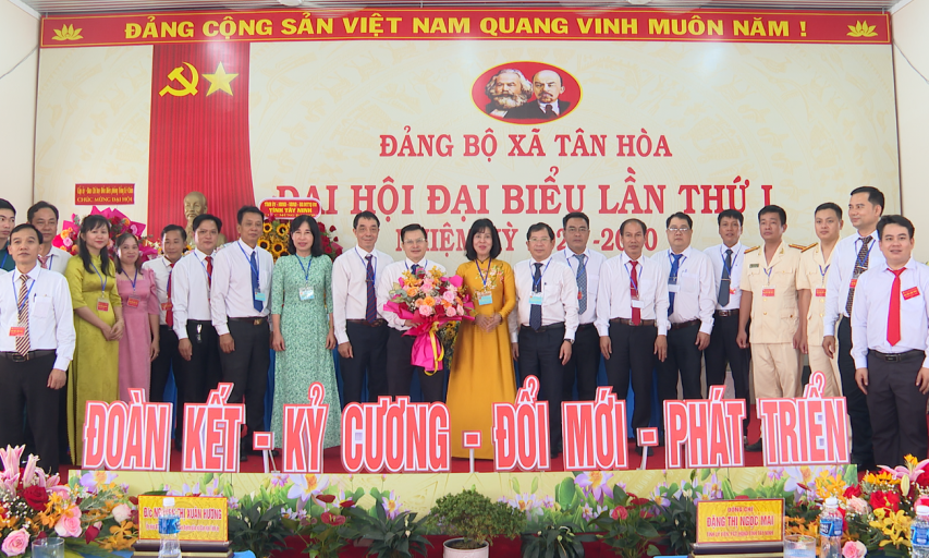 X&atilde; T&acirc;n H&ograve;a quyết t&acirc;m x&acirc;y dựng Đảng bộ vững mạnh, ph&aacute;t triển to&agrave;n diện