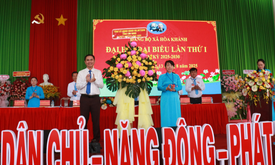 Đồng ch&iacute; Vũ Hồng Hạnh giữ chức vụ B&iacute; thư Đảng ủy x&atilde; H&ograve;a Kh&aacute;nh nhiệm kỳ 2025-2030