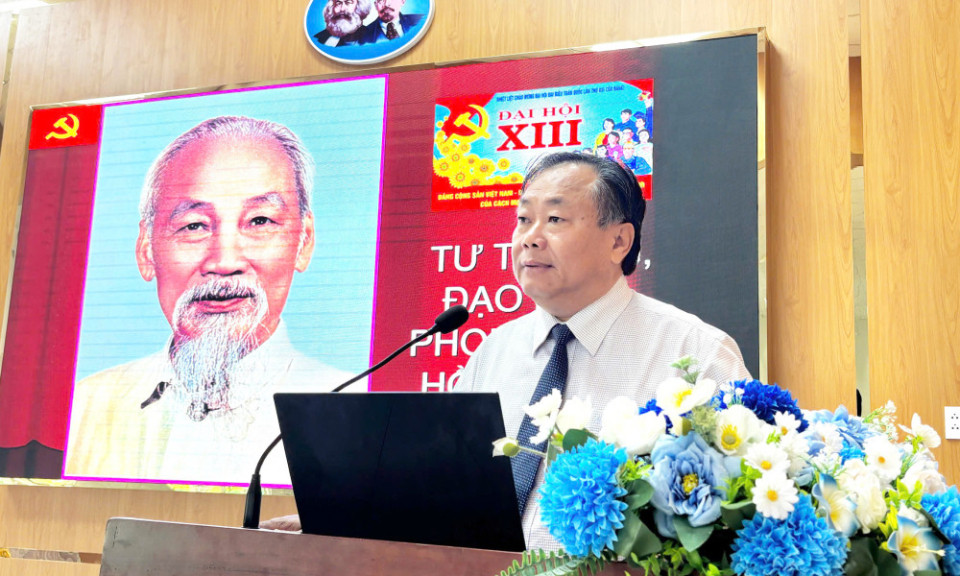 Phước Vĩnh T&acirc;y: Học tập chuy&ecirc;n đề về tư tưởng, đạo đức, phong c&aacute;ch Hồ Ch&iacute; Minh