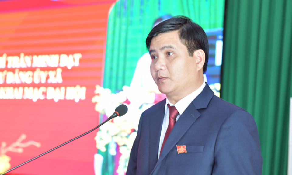 Đồng ch&iacute; Trần Minh Đạt giữ chức vụ B&iacute; thư Đảng ủy x&atilde; V&agrave;m Cỏ