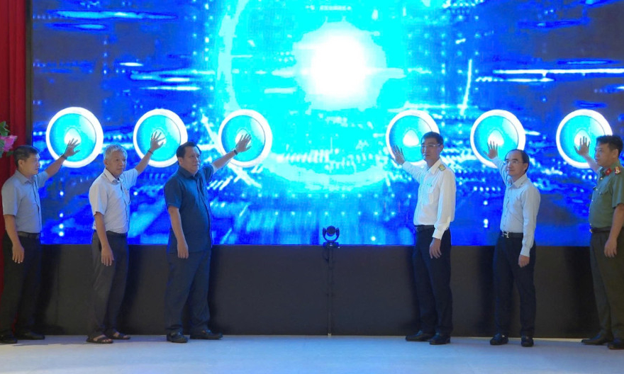 Ph&aacute;t động '60 ng&agrave;y cao điểm chuyển đổi m&ocirc; h&igrave;nh từ thuế kho&aacute;n sang k&ecirc; khai đối với hộ kinh doanh'