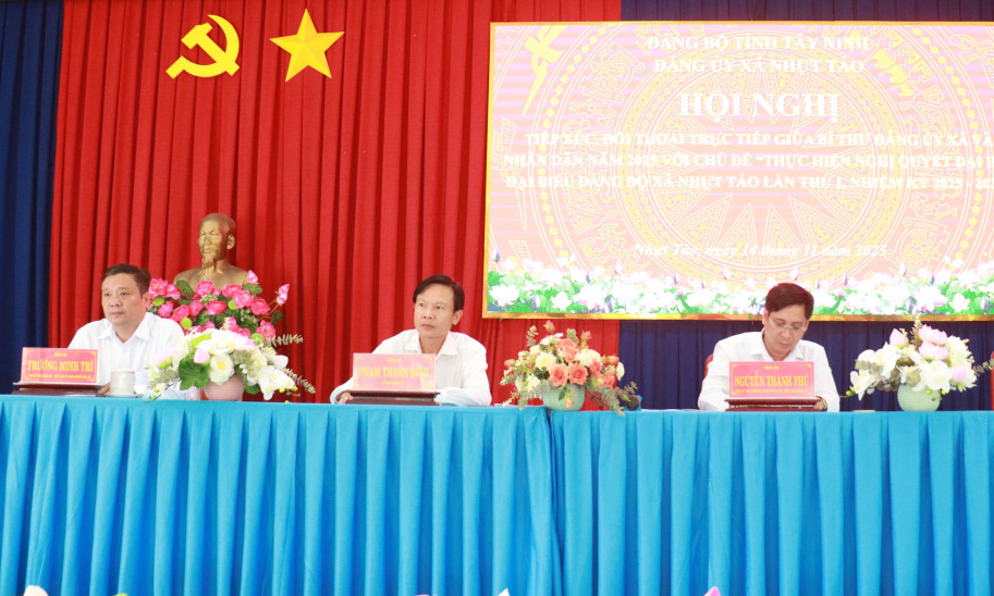 X&atilde; Nhựt Tảo: B&iacute; thư Đảng ủy x&atilde; tiếp x&uacute;c, đối thoại với Nh&acirc;n d&acirc;n