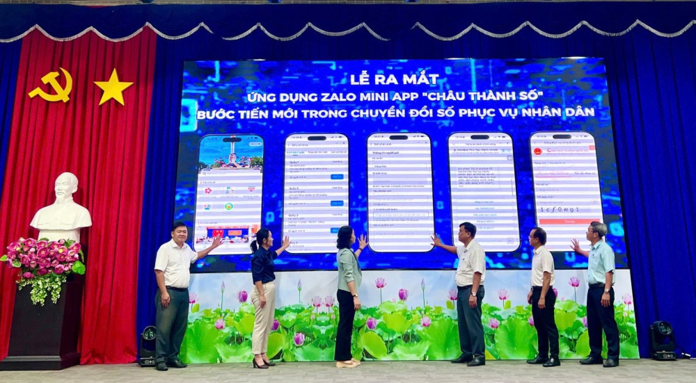 Lãnh đạo xã Châu Thành kích hoạt khai trương Zalo Mini app “Châu Thành số” trên nền tảng Zalo