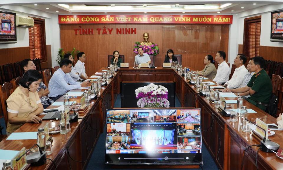 Đề &aacute;n 939: Mở đường cho h&agrave;ng trăm ng&agrave;n phụ nữ khởi nghiệp