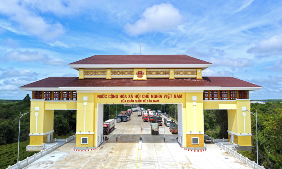 Cửa khẩu Quốc tế T&acirc;n Nam: 'Cửa ng&otilde; v&agrave;ng' của v&ugrave;ng kinh tế trọng điểm ph&iacute;a Nam 