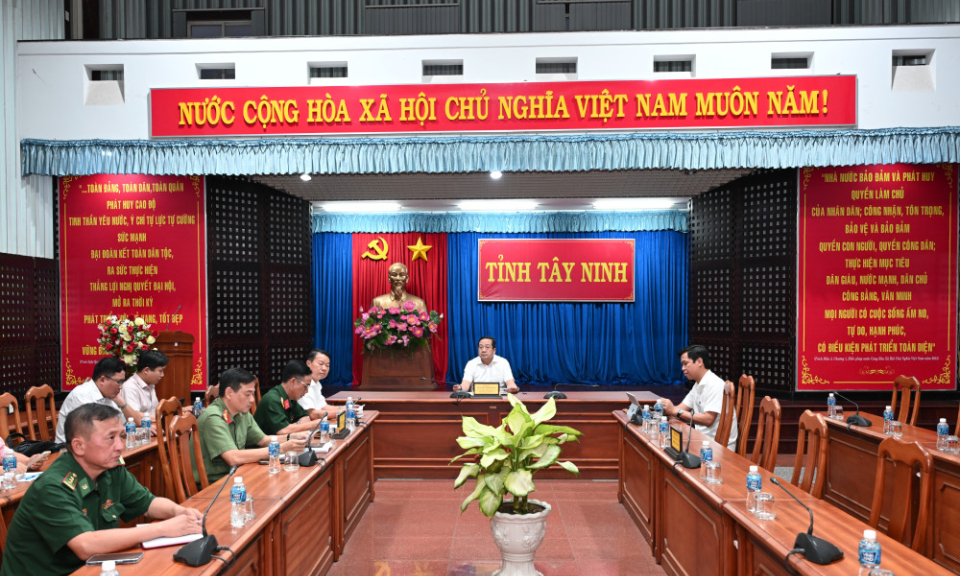 Quyết t&acirc;m gỡ thẻ v&agrave;ng EC trong năm 2025