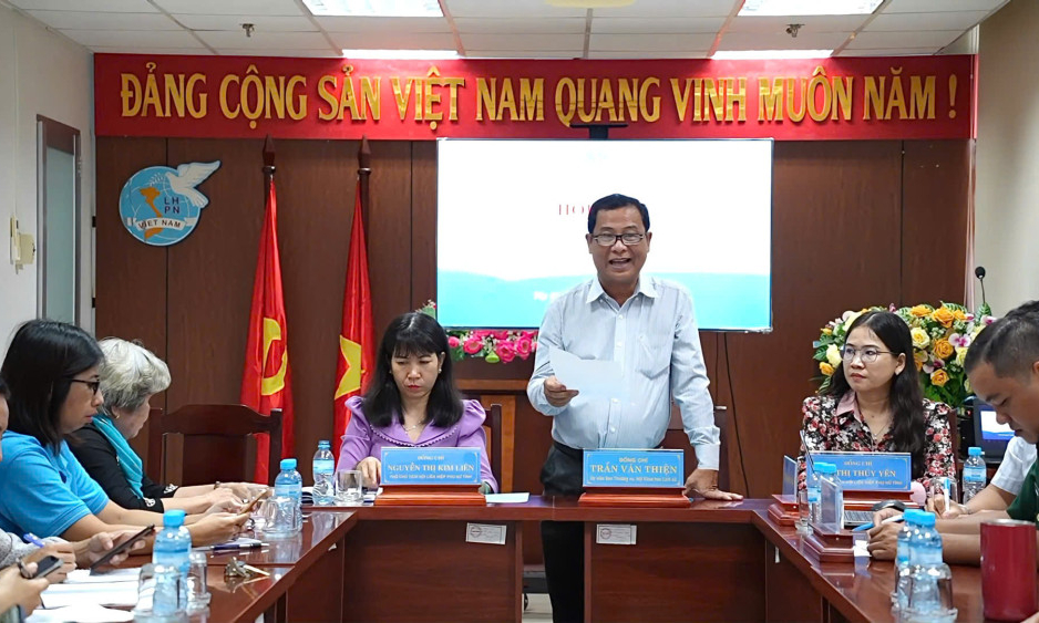 Nghiệm thu 'Kỷ yếu truyền thống nữ ph&aacute;o binh Long An giai đoạn 1964-1975'