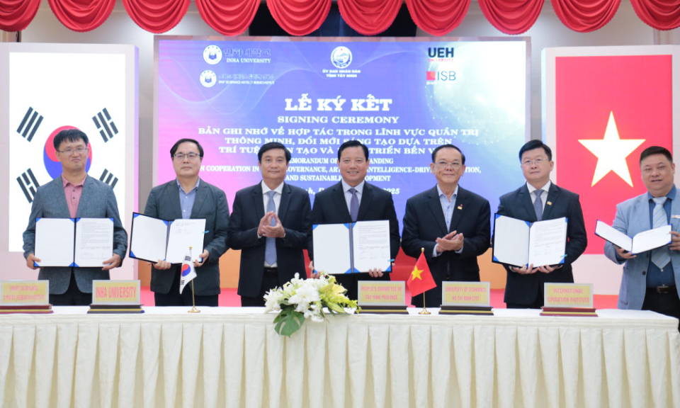 T&acirc;y Ninh mở rộng hợp t&aacute;c quốc tế, ph&aacute;t triển quản trị th&ocirc;ng minh v&agrave; tr&iacute; tuệ nh&acirc;n tạo