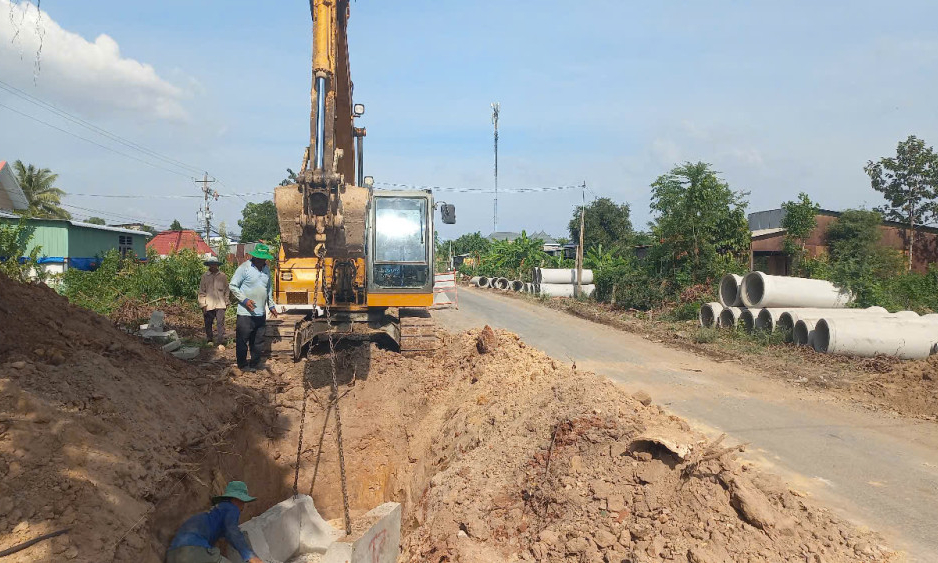 Gần 15 tỉ đồng x&acirc;y dựng tuyến đường Kh&aacute;nh Hưng - Hưng Điền A