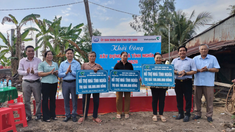 Khởi c&ocirc;ng x&acirc;y dựng nh&agrave; t&igrave;nh nghĩa tại x&atilde; Hưng Điền