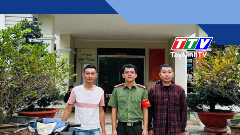 C&ocirc;ng an x&atilde; Dương Minh Ch&acirc;u trao trả t&agrave;i sản cho người d&acirc;n bị mất trộm