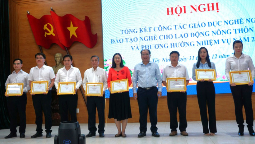 Tăng cường li&ecirc;n kết, đ&agrave;o tạo nguồn nh&acirc;n lực chất lượng