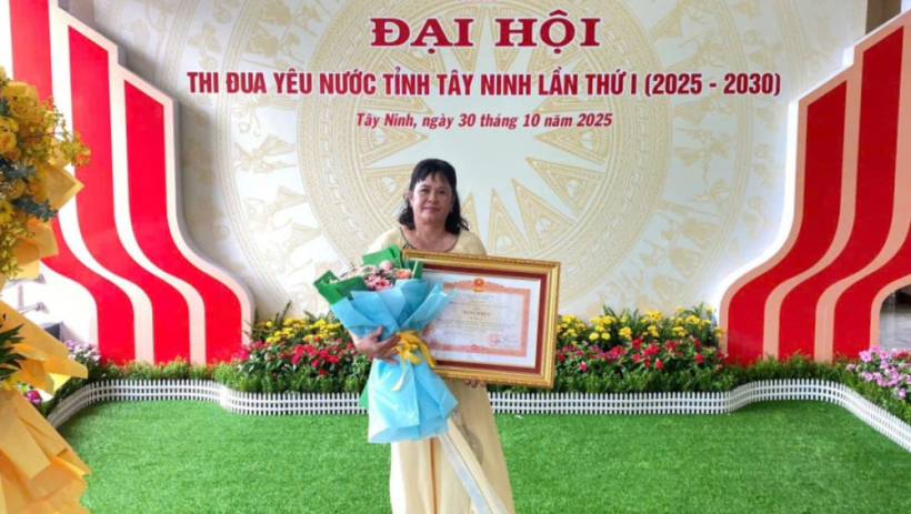 Trưởng ấp B&ugrave;i Thị Lan: Gương điển h&igrave;nh ti&ecirc;u biểu to&agrave;n quốc