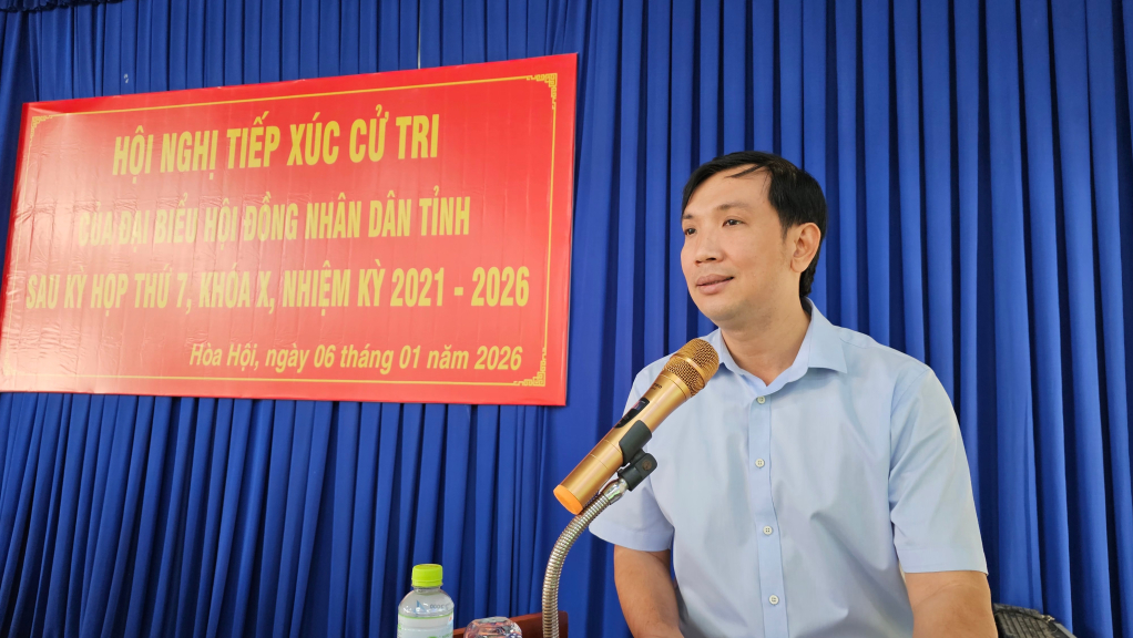  Đại biểu Nguyễn Tiến Hưng đã báo cáo với cử tri kết quả Kỳ họp thứ 7 HĐND tỉnh.