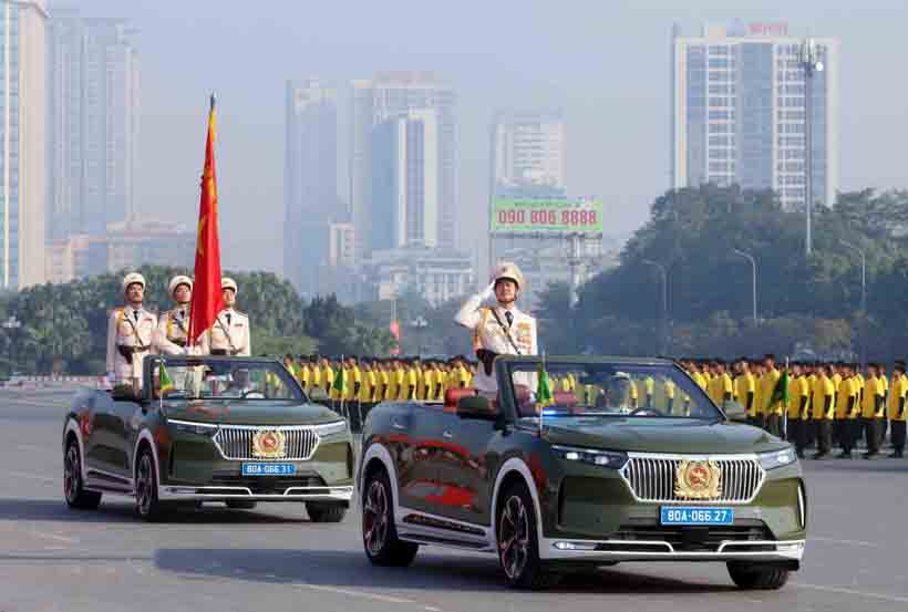 C&ocirc;ng t&aacute;c nh&acirc;n sự Đại hội Đảng: Chống tin xấu độc, bảo vệ 'tr&aacute;i tim' của Đảng