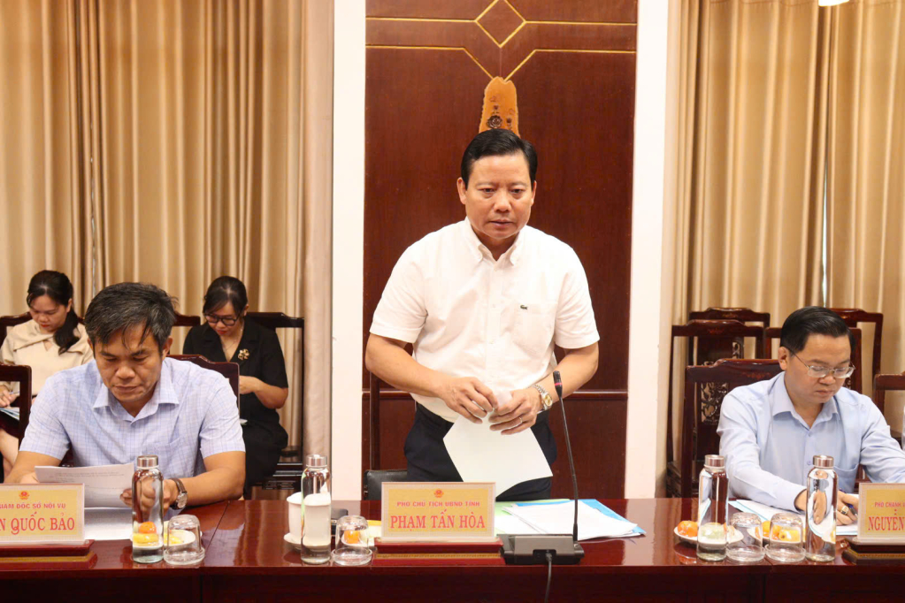 Phó Chủ tịch UBND tỉnh Tây Ninh Phạm Tấn Hòa phát biểu