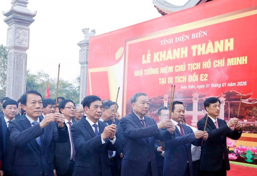 Lễ kh&aacute;nh th&agrave;nh Nh&agrave; tưởng niệm Chủ tịch Hồ Ch&iacute; Minh tại Di t&iacute;ch Đồi E2