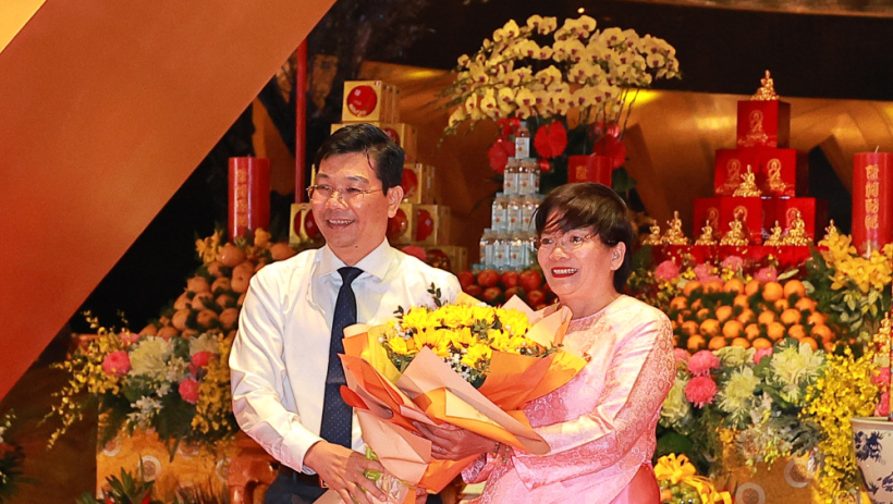 Lễ an vị t&ocirc;n tượng Đức Phật C&acirc;u Na H&agrave;m M&acirc;u Ni tại đỉnh n&uacute;i B&agrave; Đen