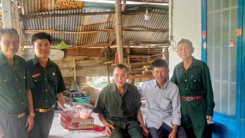 Chủ tịch Hội Người cao tuổi x&atilde; T&acirc;n Ph&uacute; học v&agrave; l&agrave;m theo B&aacute;c từ những việc l&agrave;m b&igrave;nh dị