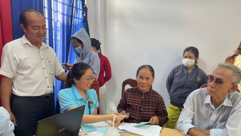 T&acirc;y Ninh chi hơn 75,6 tỉ đồng tặng qu&agrave; cho gần 190.000 người c&oacute; c&ocirc;ng, đối tượng bảo trợ x&atilde; hội v&agrave; hưu tr&iacute; x&atilde; hội
