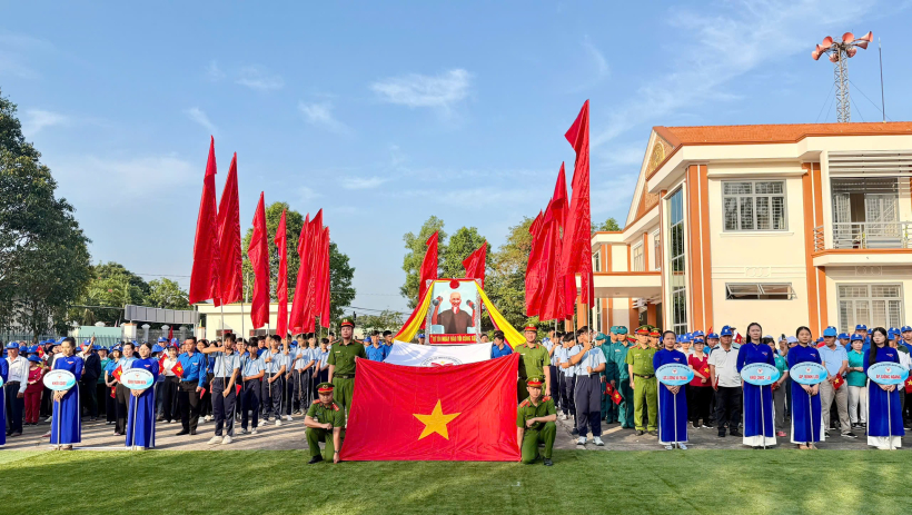 X&atilde; H&ograve;a Kh&aacute;nh khai mạc Đại hội Thể dục Thể thao x&atilde; lần thứ I