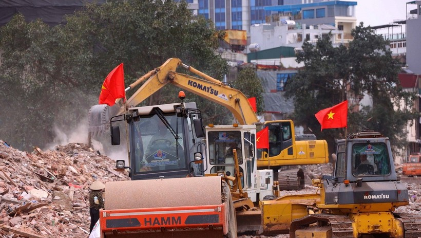 Đẩy nhanh tiến độ ho&agrave;n th&agrave;nh c&aacute;c dự &aacute;n ch&agrave;o mừng Đại hội Đảng XIV