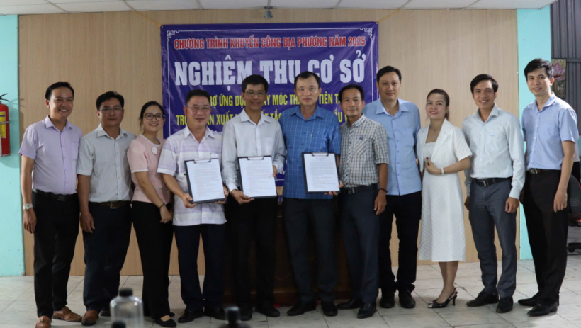 Hỗ trợ m&aacute;y m&oacute;c ti&ecirc;n tiến trong sản xuất nước cốt tắc tươi v&agrave; tinh dầu vỏ tắc