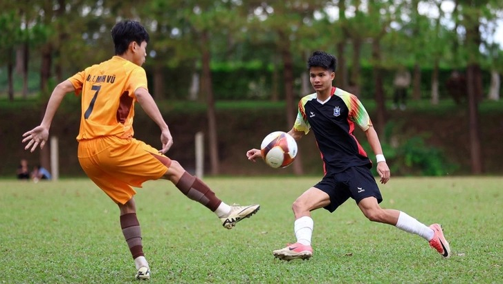 13 cầu thủ U19 bị phạt nặng: Khi nền tảng kh&ocirc;ng được coi trọng