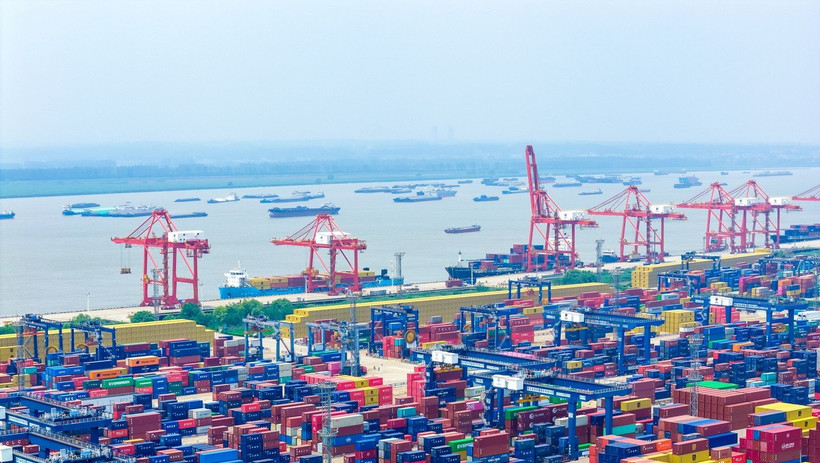 Trung Quốc điều chỉnh thuế nhập khẩu năm 2026, mở rộng ưu đ&atilde;i thương mại