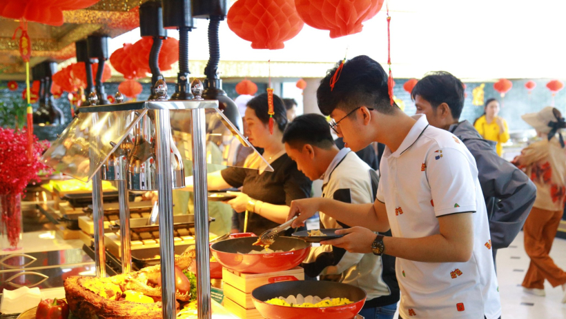 Bảo đảm an to&agrave;n thực phẩm dịp lễ, tết