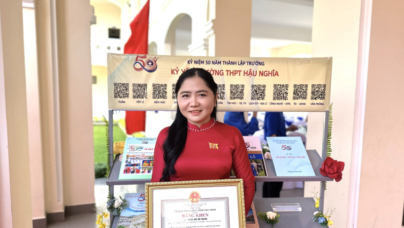 Tận t&acirc;m với nghề, hết l&ograve;ng trong c&ocirc;ng t&aacute;c chủ nhiệm