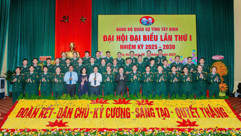 Đảng bộ Qu&acirc;n sự tỉnh - L&atilde;nh đạo x&acirc;y dựng lực lượng vũ trang vững mạnh to&agrave;n diện 'Mẫu mực, ti&ecirc;u biểu'