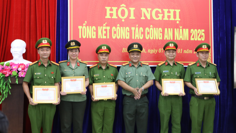 C&ocirc;ng an phường B&igrave;nh Minh tổng kết c&ocirc;ng t&aacute;c năm 2025