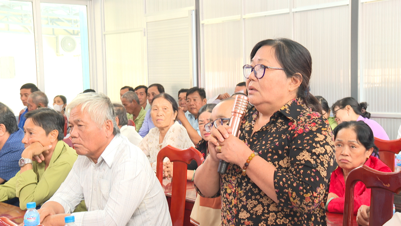 Cử tri x&atilde; An Lục Long kiến nghị c&aacute;c vấn đề về trật tự an to&agrave;n x&atilde; hội v&agrave; ph&aacute;t triển kinh tế