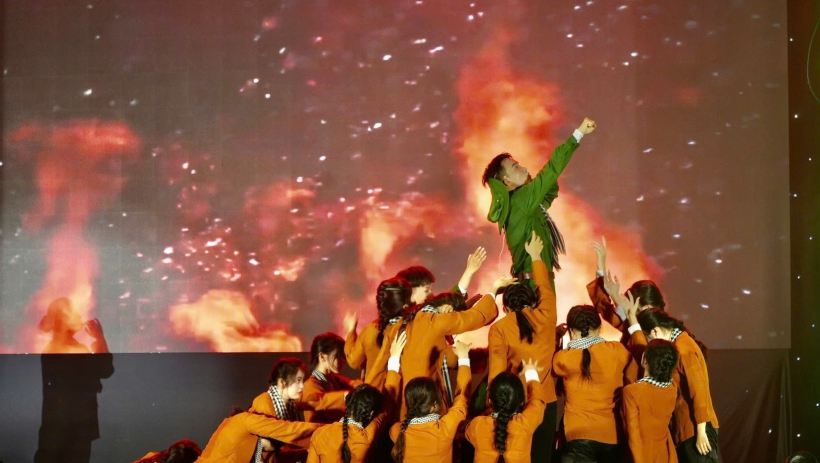 Tạo 'bệ ph&oacute;ng' cho học sinh, sinh vi&ecirc;n vươn khơi