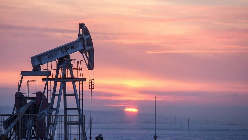 Gi&aacute; dầu thế giới bật tăng mạnh sau hai phi&ecirc;n giảm