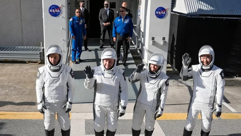 NASA đưa phi h&agrave;nh đo&agrave;n Crew-11 về sớm sau sự cố y tế hiếm gặp tr&ecirc;n ISS