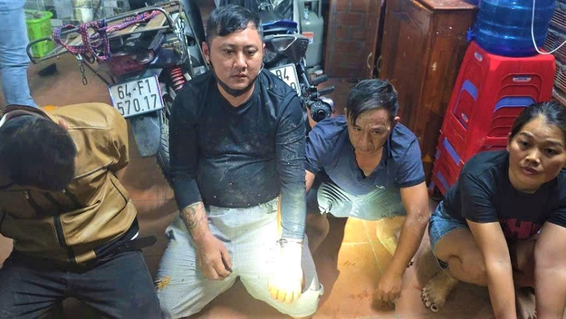 Danh t&iacute;nh 9 đối tượng bị tạm giữ li&ecirc;n quan nh&oacute;m trộm ch&oacute; quy m&ocirc; lớn