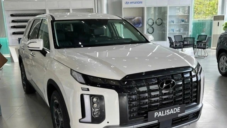 Loạt xe 7 chỗ Hyundai ưu đ&atilde;i mạnh th&aacute;ng cận tết, c&oacute; mẫu giảm 200 triệu đồng