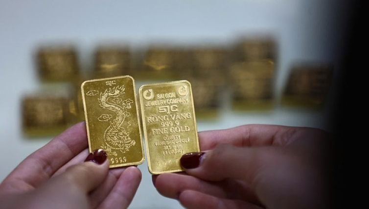 Gi&aacute; v&agrave;ng h&ocirc;m nay 10/01/2026: Tăng vọt lập kỷ lục mới s&aacute;t 160 triệu đồng