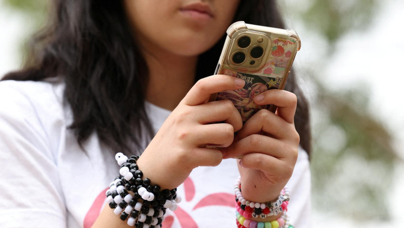 Meta k&ecirc;u gọi Australia xem x&eacute;t lại lệnh cấm mạng x&atilde; hội với trẻ vị th&agrave;nh ni&ecirc;n