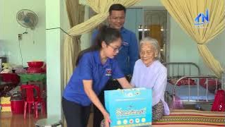 Ho&agrave;n th&agrave;nh trao gửi qu&agrave; Tết cho người c&oacute; c&ocirc;ng trước ng&agrave;y 31/01/2026