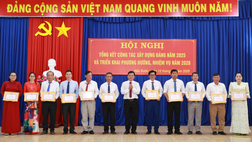 X&atilde; Hảo Đước tổng kết c&ocirc;ng t&aacute;c x&acirc;y dựng Đảng năm 2025
