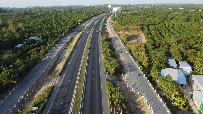 Đường về qu&ecirc; m&ugrave;a Tết sẽ tho&aacute;ng hơn