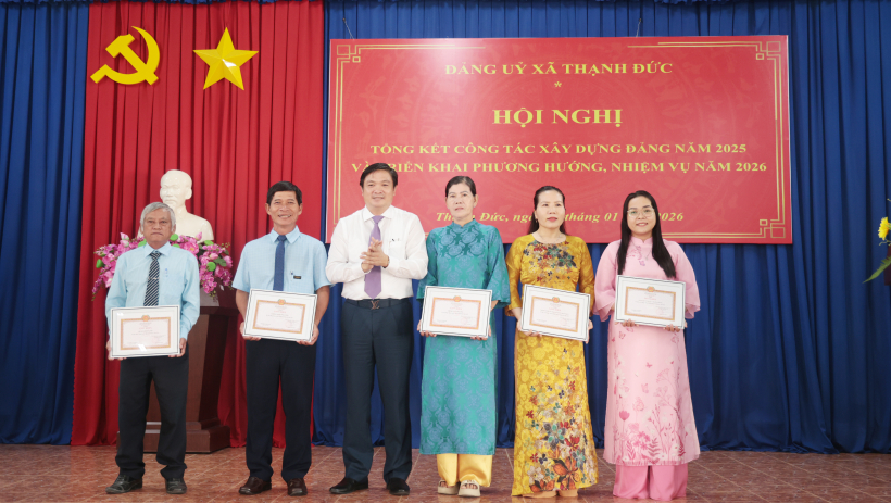 X&atilde; Thạnh Đức tổng kết c&ocirc;ng t&aacute;c x&acirc;y dựng Đảng năm 2025