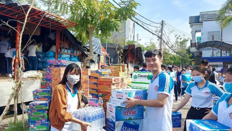 Ban Vận động cứu trợ Trung ương tiếp nhận ủng hộ đồng b&agrave;o bị b&atilde;o lụt đến hết th&aacute;ng 01/2026