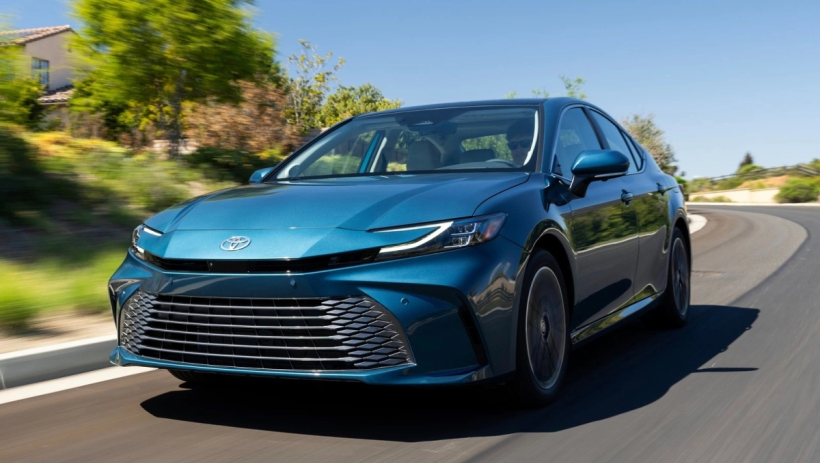 L&ecirc;n mạng thấy đ&acirc;u cũng ch&ecirc;, nhưng thực tế xe Toyota b&aacute;n cực hot