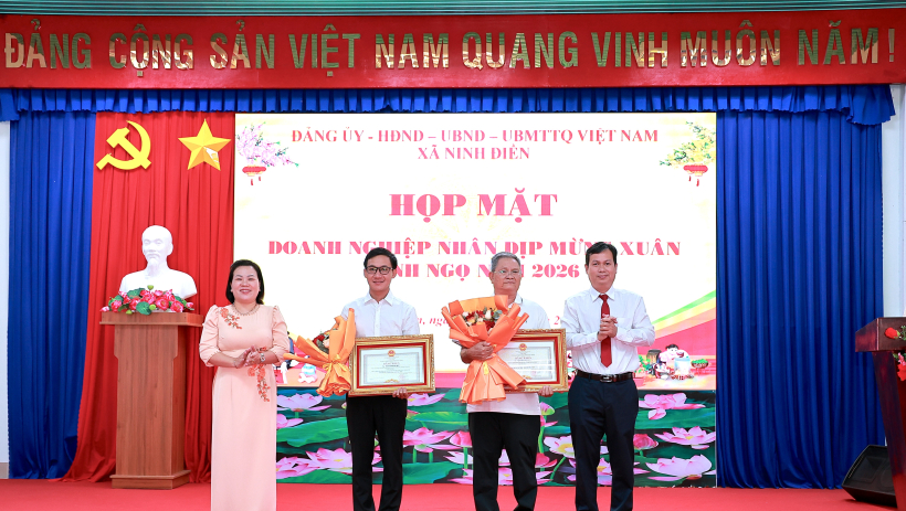 X&atilde; Ninh Điền: Họp mặt v&agrave; đối thoại với doanh nghiệp tr&ecirc;n địa b&agrave;n.